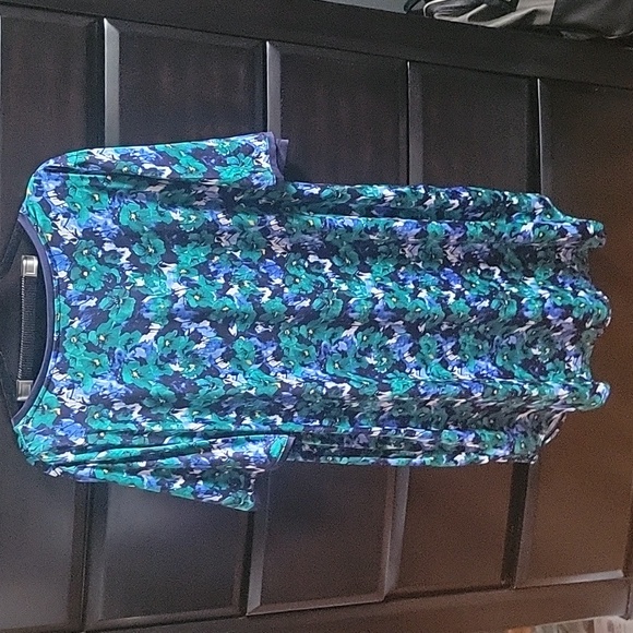 Stan Herman size large dress,floral,pretty flowy soft and silky - Picture 7 of 8